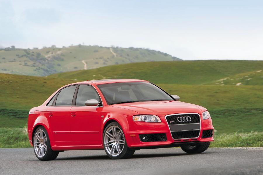 Audi RS4 Sedan (B7, 8E) 2005 года  (NA) (фото 1 из 15)